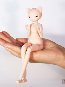 Blank Bjd Art Doll (+ Pair Of Eyes) "moony" Beige