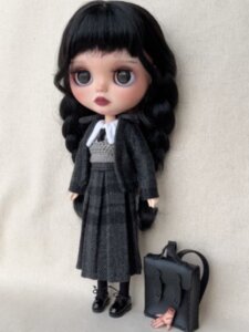 Handcrafted Ooak Blythe Doll With Unique Features - Perfect For Collectors